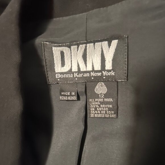 DKNY Black 1 button Wool blazer, size 12 - Picture 4 of 4
